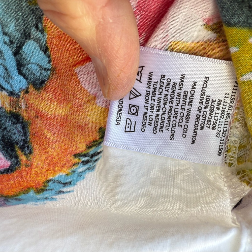 Levi's Colorful Parrot Print Men's Shirt - Picture 4 of 4